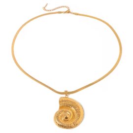 Big Coquillage Necklace