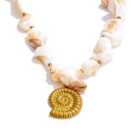 Baie Rouge Necklace